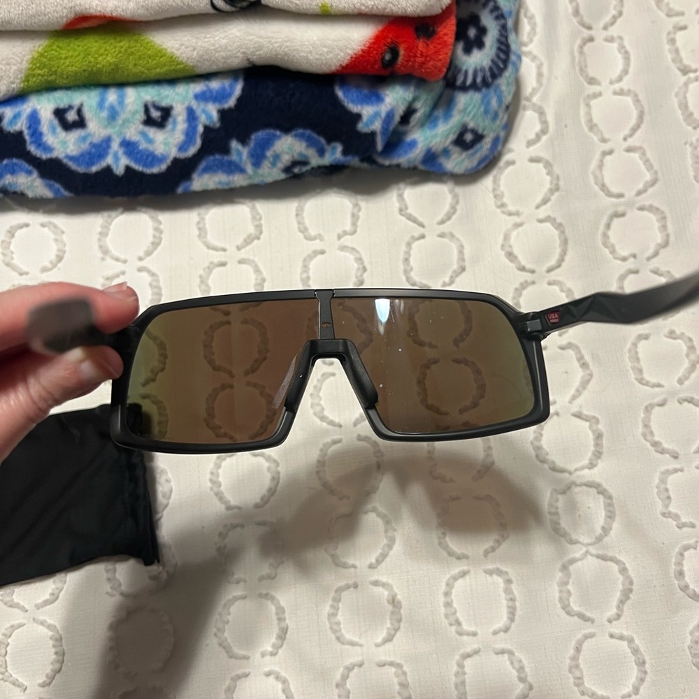 Oakley Sutro Sunglasses - Picture 3 of 7